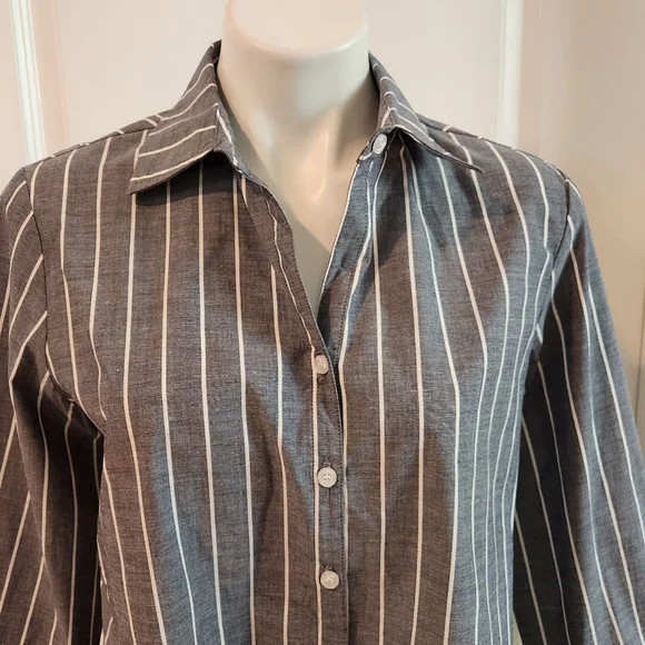 Finley gray white stripes button down shirt medium - Picture 4 of 6